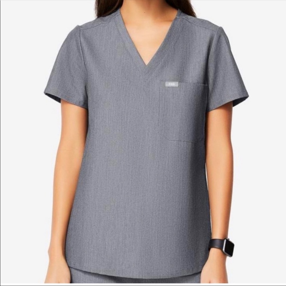 Figs grey top